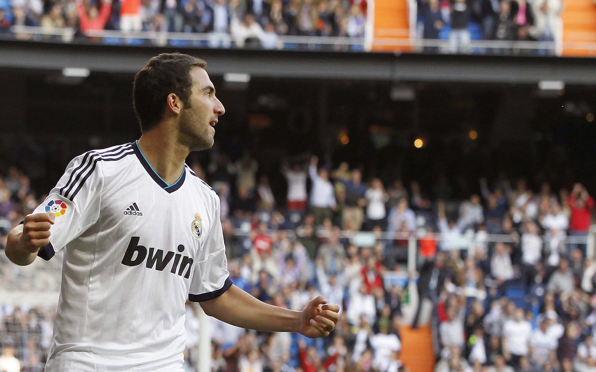 五大联赛是否在中场搭配中加入更多防守倾向球员,五大联赛最强中场